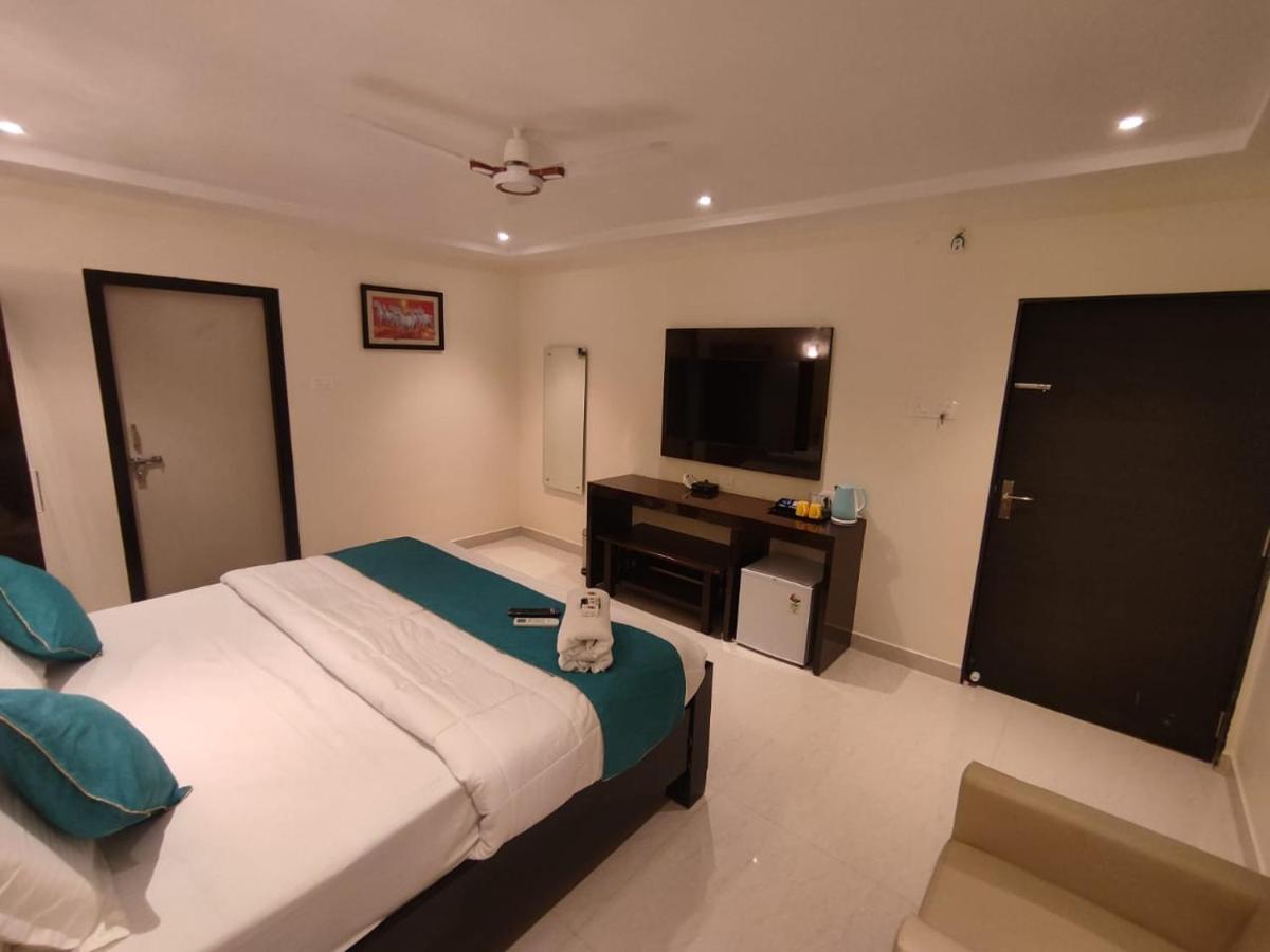 Jazzy Beach Guest House Visakhapatnam Exterior photo